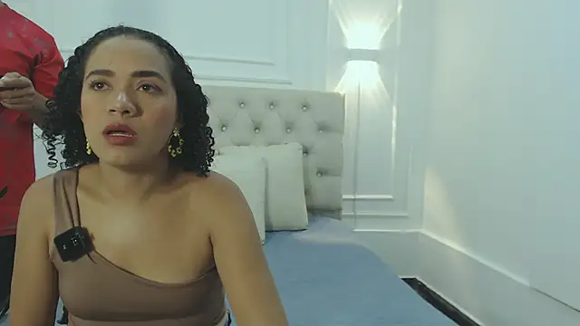 Snapshot of charlotte_dante212 chatting on 28, 10, 2025 charlotte dante212 online show from 28, 10, 2025