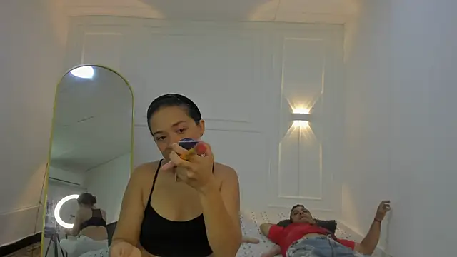 Snapshot of charlotte_dante212 chatting on 13, 3, 2026 charlotte dante212 online show from 13, 3, 2026