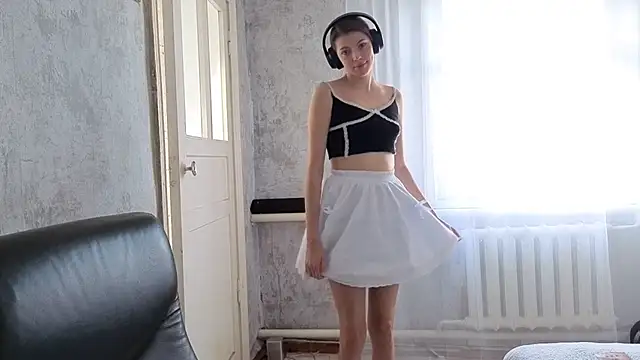 CutieAnny online show from 17, 10, 2025