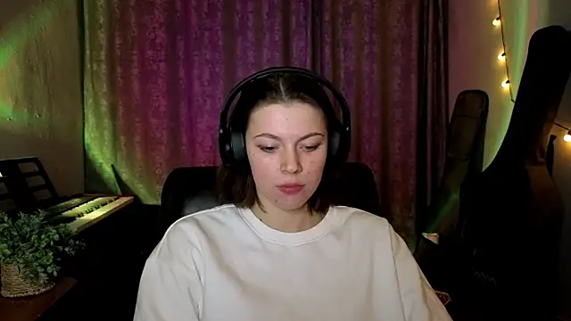 CutieAnny online show from 20, 2, 2026