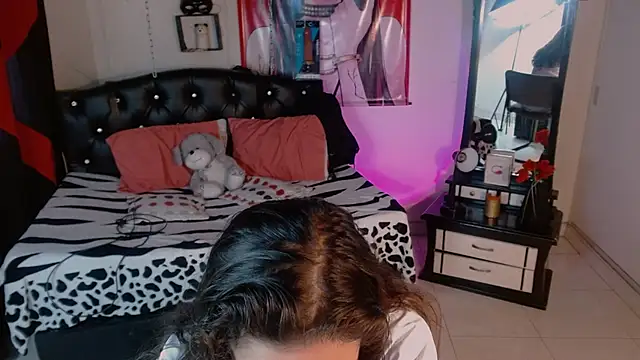 Skylovershot online show from 23, 10, 2025