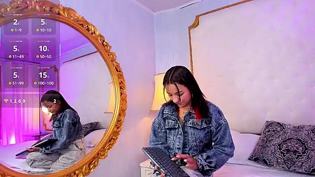 Manelyk evanss  online show from 13, 9, 2025