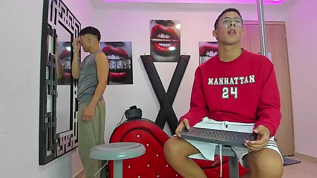 Snapshot of GRETTY_BOYS chatting on 25, 9, 2025 GRETTY BOYS online show from 25, 9, 2025