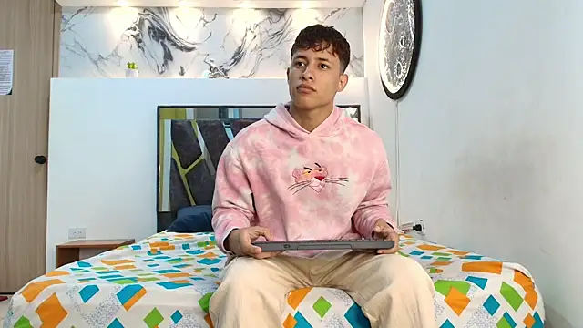 Snapshot of GRETTY_BOYS chatting on 11, 10, 2025 GRETTY BOYS online show from 11, 10, 2025