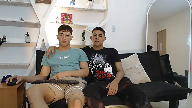 Snapshot of GRETTY_BOYS chatting on 13, 10, 2025 GRETTY BOYS online show from 13, 10, 2025