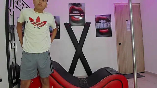 Snapshot of GRETTY_BOYS chatting on 14, 11, 2025 GRETTY BOYS online show from 14, 11, 2025