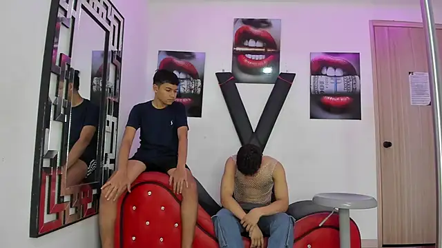 Snapshot of GRETTY_BOYS chatting on 21, 11, 2025 GRETTY BOYS online show from 21, 11, 2025