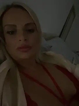 Seductive-SkyeXXX online show from 9, 10, 2025