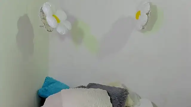 Naomi Flame online show from 22, 10, 2025