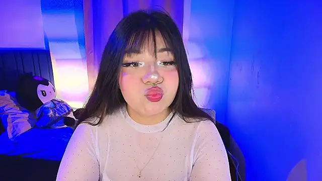 Snapshot of annie-russel chatting on 23, 9, 2025 annie-russel online show from 23, 9, 2025