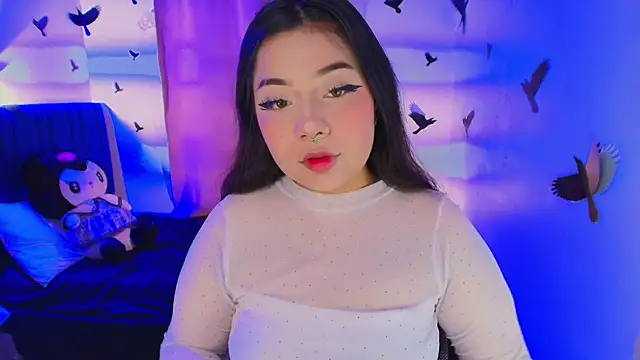 Snapshot of annie-russel chatting on 3, 10, 2025 annie-russel online show from 3, 10, 2025