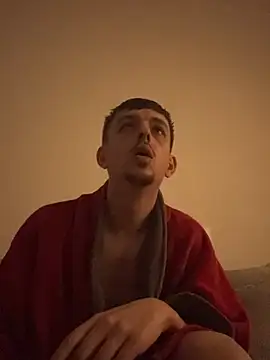 Girlspoop21 online show from 15, 4, 2026