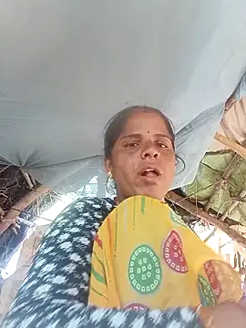 Snapshot of Sapna_cutt chatting on 17, 9, 2025 Sapna cutt online show from 17, 9, 2025