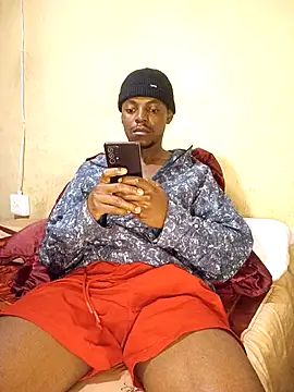 Snapshot of Hluga_25 chatting on 20, 9, 2025 Hluga 25 online show from 20, 9, 2025