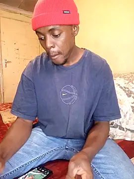 Snapshot of Hluga_25 chatting on 24, 9, 2025 Hluga 25 online show from 24, 9, 2025