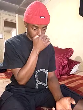 Snapshot of Hluga_25 chatting on 11, 11, 2025 Hluga 25 online show from 11, 11, 2025