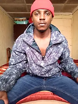 Snapshot of Hluga_25 chatting on 2, 12, 2025 Hluga 25 online show from 2, 12, 2025