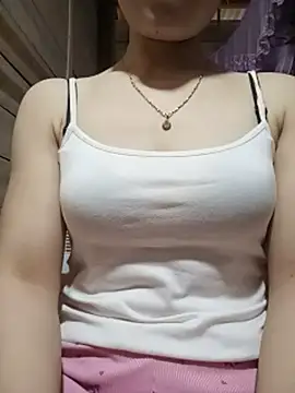 Snapshot of LucyyLy chatting on 2, 7, 2026 LucyyLy online show from 2, 7, 2026