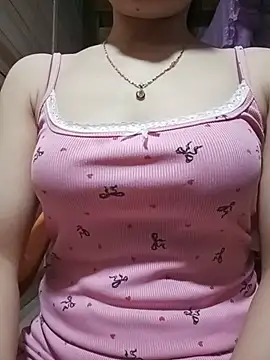 Snapshot of LucyyLy chatting on 29, 7, 2026 LucyyLy online show from 29, 7, 2026