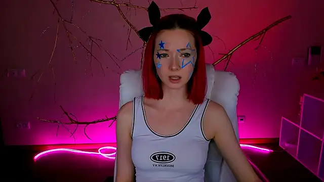 KimBoydd online show from 28, 11, 2025