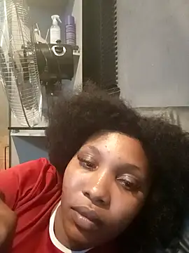 Snapshot of freakynyashXxXx chatting on 11, 10, 2025 freakynyashXxXx online show from 11, 10, 2025