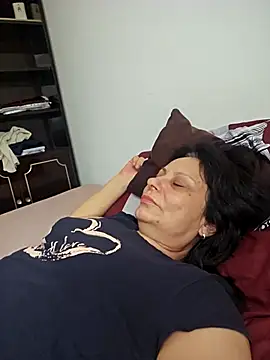 jessyca  online show from 25, 11, 2025