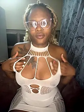 Snapshot of houseforsex chatting on 21, 10, 2025 houseforsex online show from 21, 10, 2025