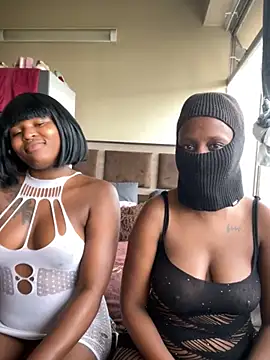 Snapshot of houseforsex chatting on 3, 11, 2025 houseforsex online show from 3, 11, 2025