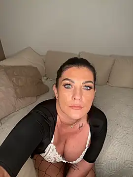 Snapshot of Nola_Luxx-offiziell chatting on 9, 9, 2025 Nola Luxx-offiziell online show from 9, 9, 2025