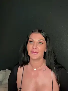 Snapshot of Nola_Luxx-offiziell chatting on 5, 1, 2026 Nola Luxx-offiziell online show from 5, 1, 2026