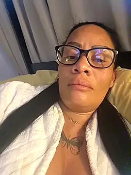 Snapshot of sugarsweetie8000 chatting on 25, 9, 2025 sugarsweetie8000 online show from 25, 9, 2025