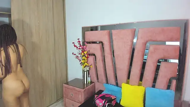 Snapshot of MaraKarly chatting on 20, 9, 2025 MaraKarly online show from 20, 9, 2025