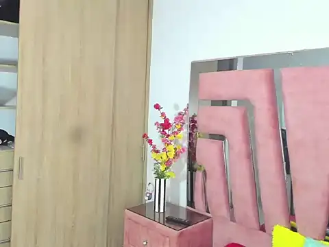 Snapshot of MaraKarly chatting on 20, 10, 2025 MaraKarly online show from 20, 10, 2025