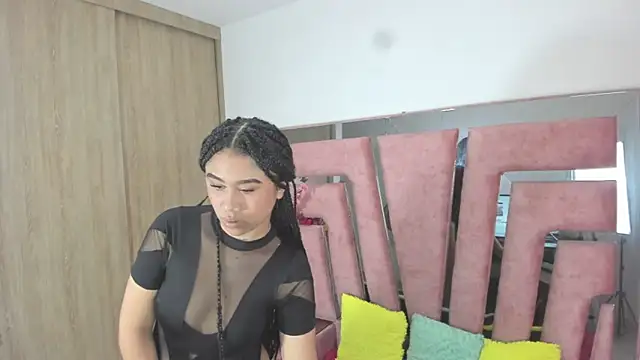 Snapshot of MaraKarly chatting on 29, 11, 2025 MaraKarly online show from 29, 11, 2025