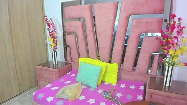 Snapshot of MaraKarly chatting on 19, 1, 2026 MaraKarly online show from 19, 1, 2026