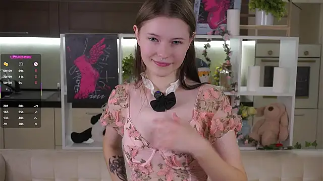 LynHillaire online show from 8, 11, 2025