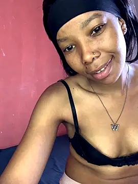 Snapshot of Pretty_Beauty chatting on 1, 10, 2025 Pretty Beauty online show from 1, 10, 2025