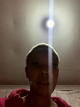 Snapshot of Pretty_Beauty chatting on 8, 10, 2025 Pretty Beauty online show from 8, 10, 2025