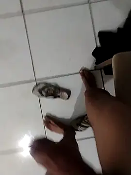 Snapshot of sueldofo chatting on 24, 10, 2025 sueldofo online show from 24, 10, 2025