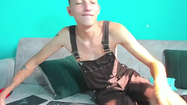 Maikol Ortiz online show from 12, 2, 2026