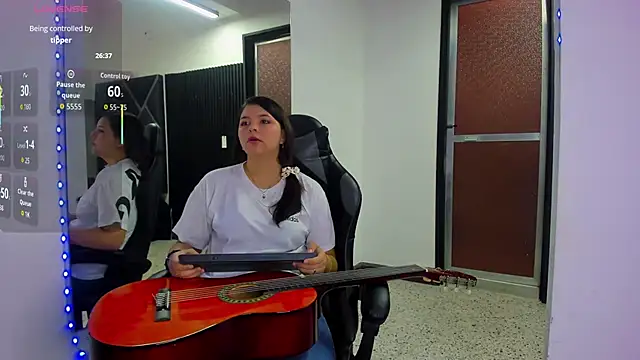 Snapshot of Charlotte-Star chatting on 2, 10, 2025 Charlotte-Star online show from 2, 10, 2025