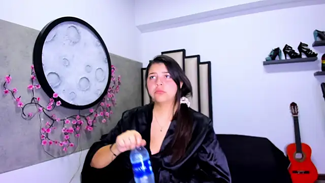 Snapshot of Charlotte-Star chatting on 25, 10, 2025 Charlotte-Star online show from 25, 10, 2025