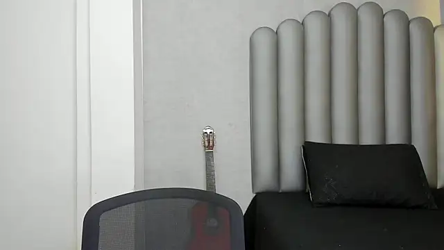 Snapshot of Charlotte-Star chatting on 29, 10, 2025 Charlotte-Star online show from 29, 10, 2025