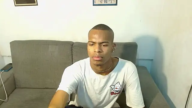 criss zuri online show from 6, 10, 2025