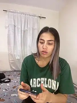 Snapshot of DannaftDavid chatting on 9, 10, 2025 DannaftDavid online show from 9, 10, 2025