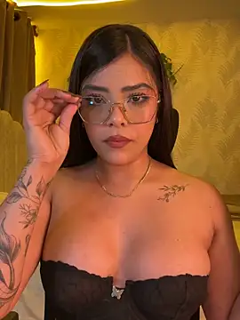 Sara-Evans online show from 7, 4, 2026