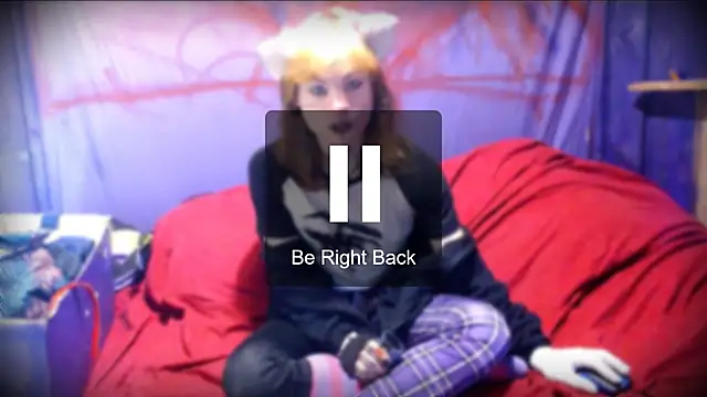 Snapshot of SparkyFerret chatting on 16, 10, 2025 SparkyFerret online show from 16, 10, 2025