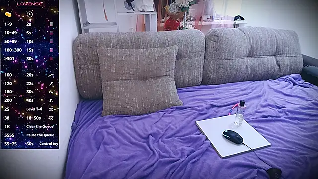 Snapshot of SparkyFerret chatting on 23, 11, 2025 SparkyFerret online show from 23, 11, 2025