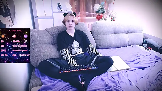 Snapshot of SparkyFerret chatting on 30, 11, 2025 SparkyFerret online show from 30, 11, 2025