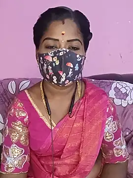 Snapshot of tamilammukuttyy chatting on 18, 5, 2026 tamilammukuttyy online show from 18, 5, 2026